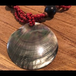 Beautiful sea shell necklace.